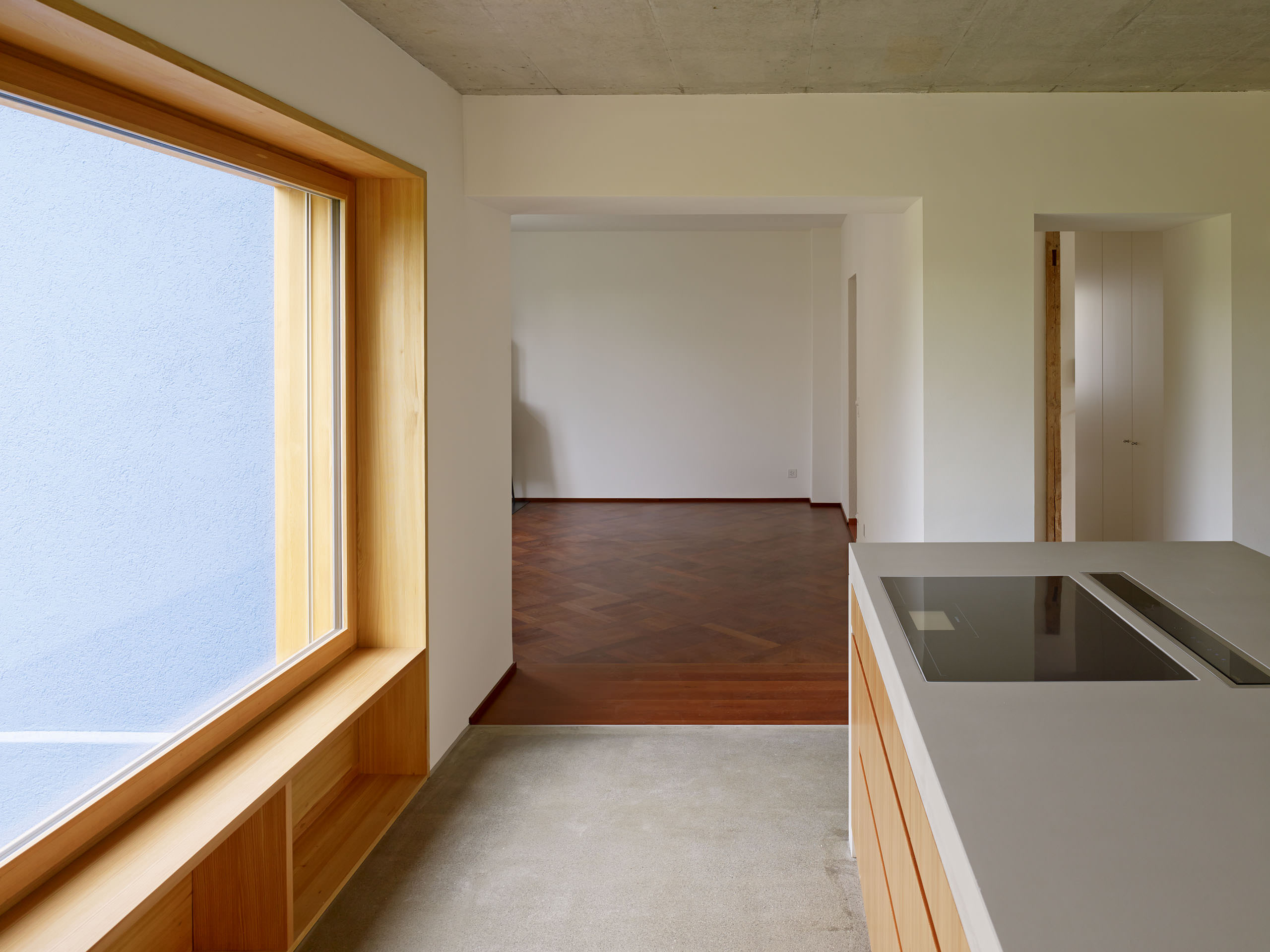 E14496 Alpa 044264 j2560